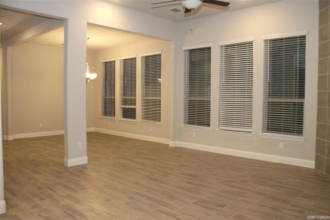 Foto del edificio - 7364 Joshua Rd