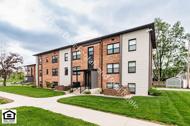 Building Photo - 1823 Griswold Dr