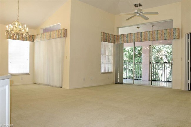 Foto del edificio - 3981 Windward Passage Cir