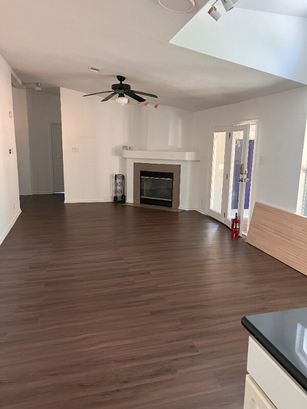 Building Photo - 491 Pine Canyon Dr