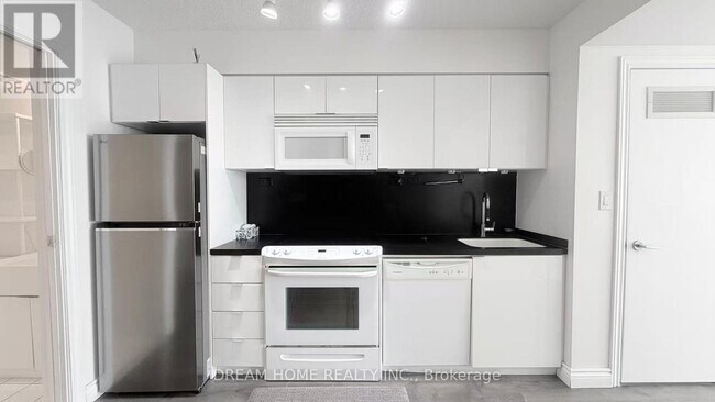 Photo du bâtiment - 15 Iceboat Terr