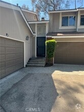 Building Photo - 6516 E Camino Vista