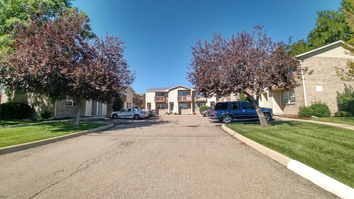 1865 Terry St Unit 1865 Terry 10, Longmont, CO 80501 Room for Rent in