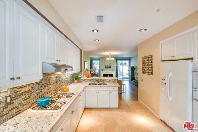 Foto del edificio - 3 br, 3 bath Condo - 748 Palisades Dr