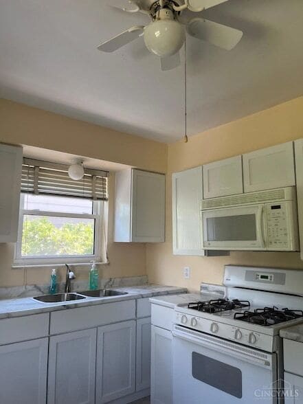 Foto del edificio - 10883 Reading Rd