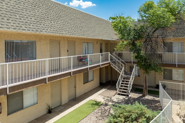 Building Photo - Kelso Vista Apartments