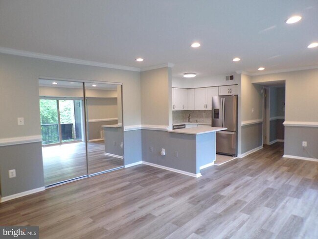 Foto del edificio - 7855 Enola St