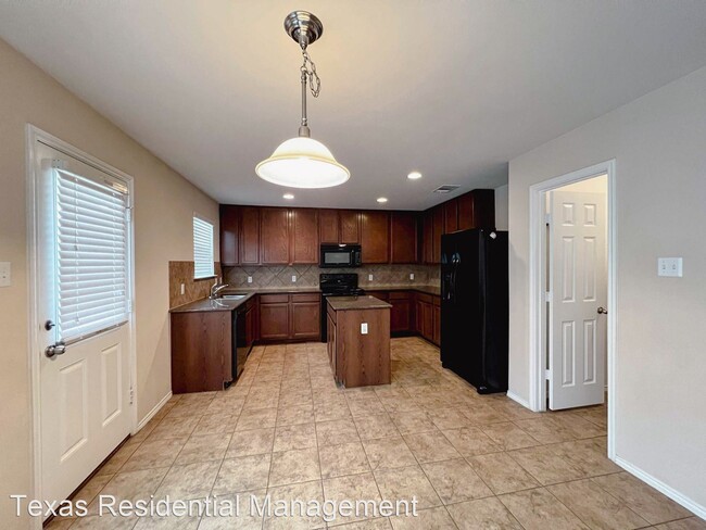 Foto del edificio - 4 br, 3 bath House - 9107 Devonshire Ct