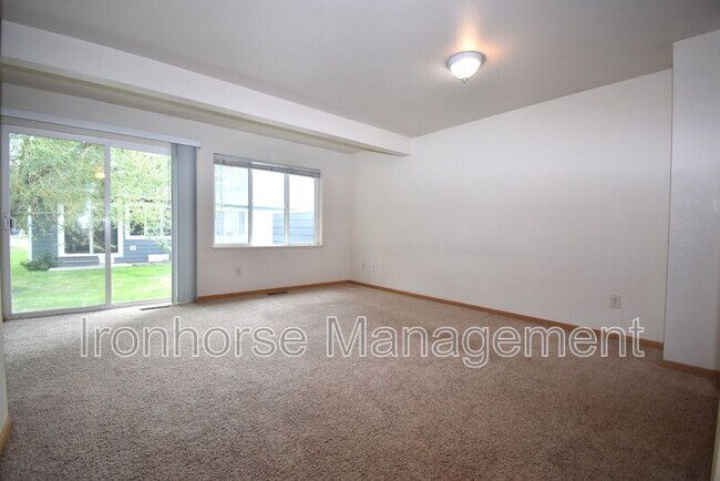 Building Photo - 2480 Wheeler Dr