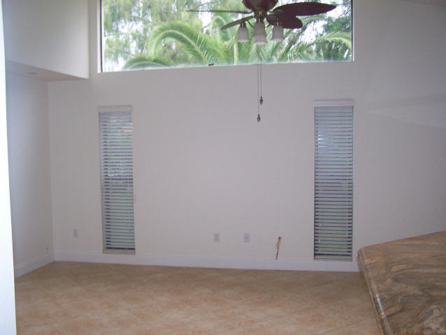 Building Photo - 15845 Rolling Meadows Cir