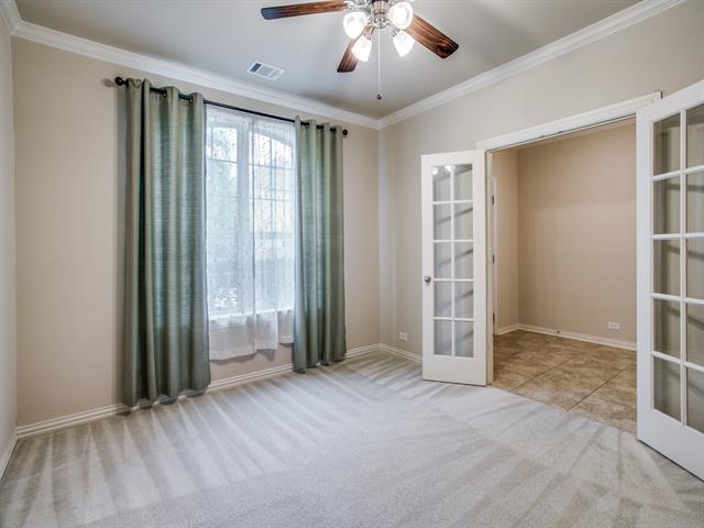 Foto del edificio - 5744 Silverton Ave