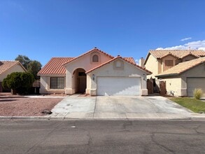 Building Photo - 1588 Yellowwood Dr
