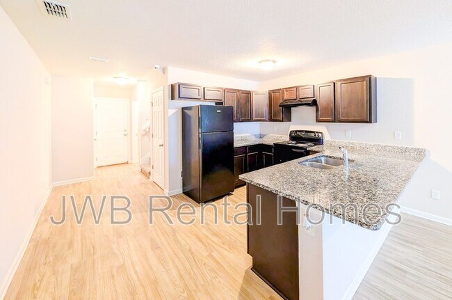 Foto del edificio - 8511 McGirts Village Ln
