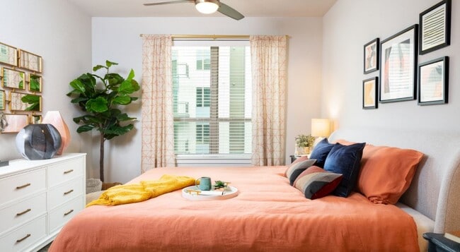 Foto del edificio - 500 Throckmornton-1505