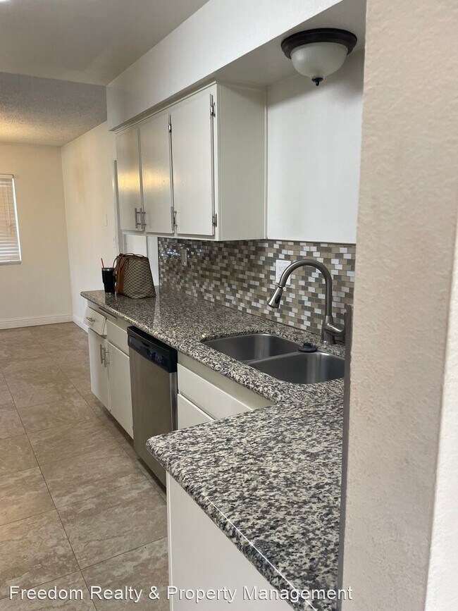 Building Photo - 4 br, 2 bath House - 7200 Cedarcrest Avenue