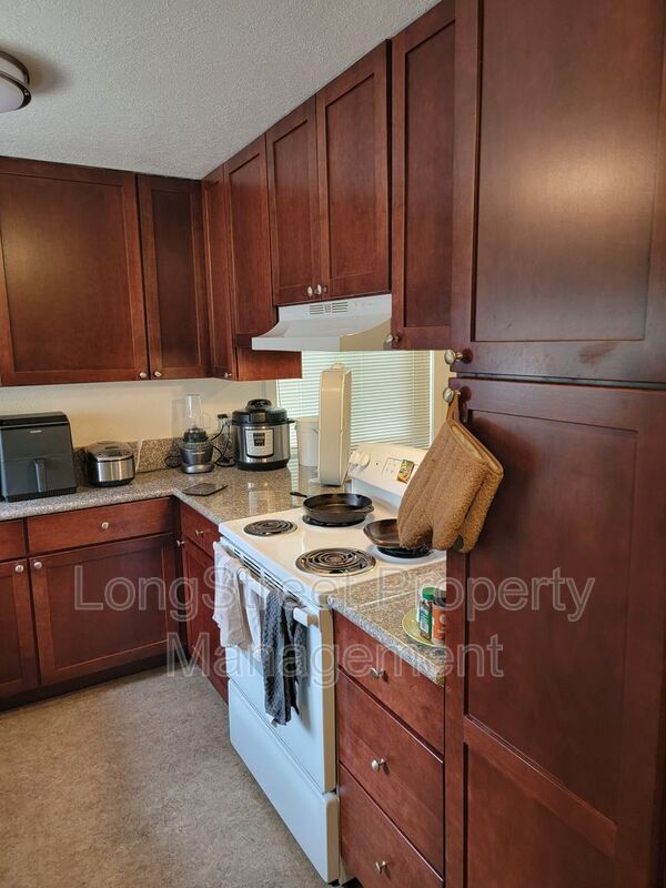 Foto del edificio - 654 SW 7th St