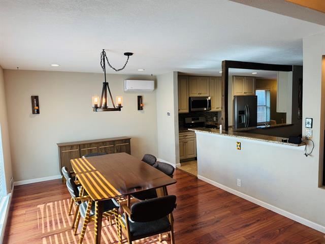 Building Photo - 2615 Gladiolus Ln