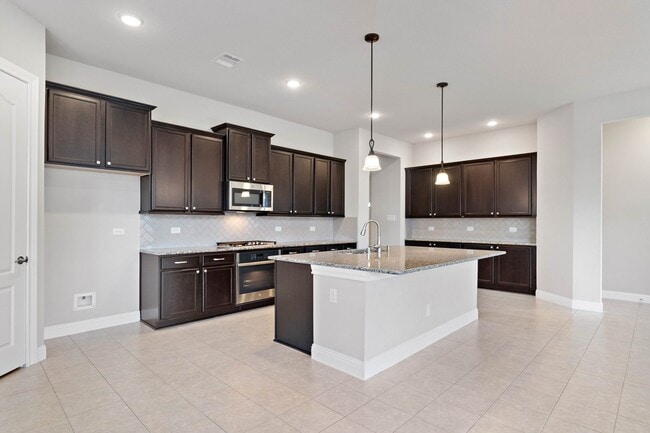 Building Photo - 4218 Davis Oak Dr