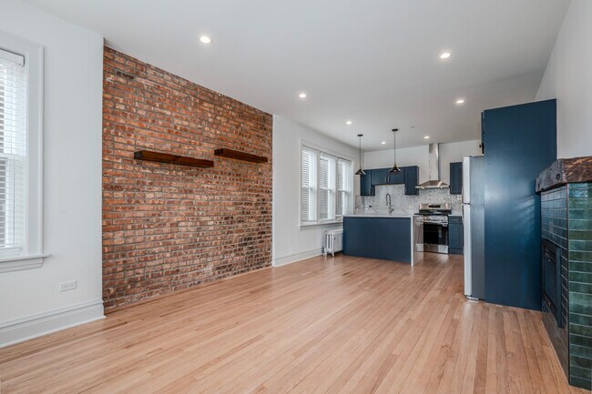 Foto del edificio - 7236 S Fairfield Ave