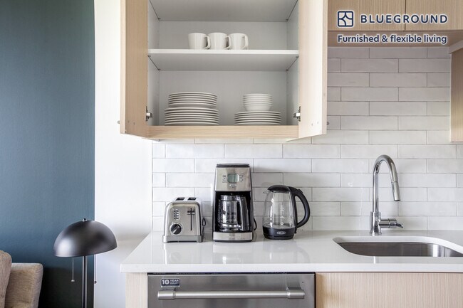 Foto del edificio - 2121 1st St SW