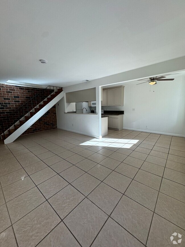 Building Photo - 3763 Sapphire Dr