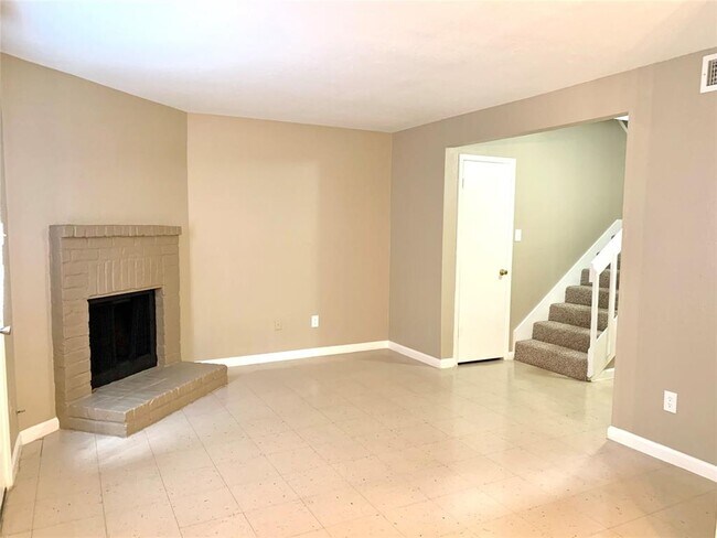 Foto del edificio - 2200 Cypress Landing Rd