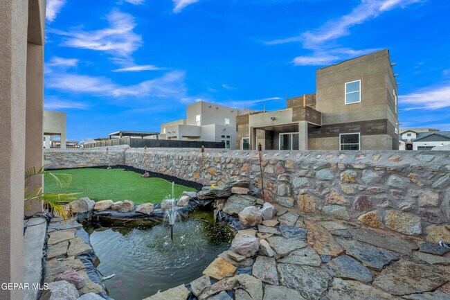 Foto del edificio - 13257 Coldham St