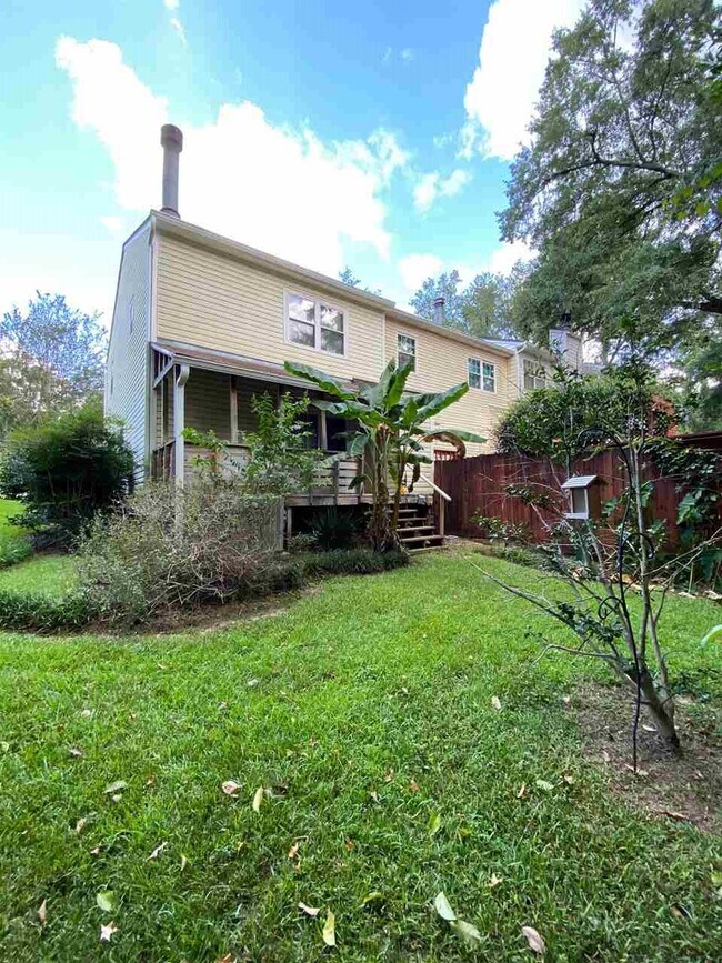 Building Photo - 2393 Gregory Dr