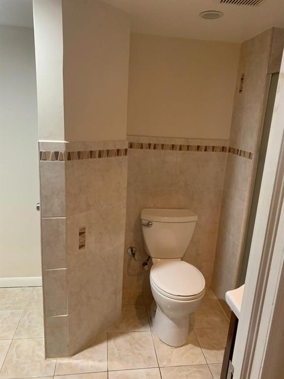 Foto del edificio - 1464 E 53rd St