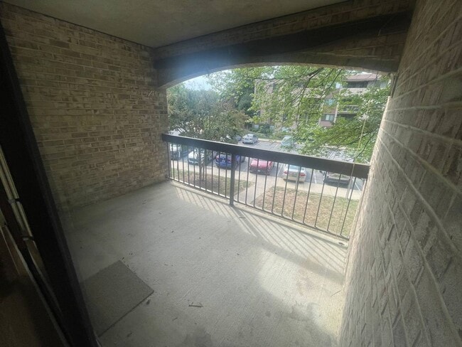Building Photo - Conveniently Located Gaithersburg 3 Bed/2 ...