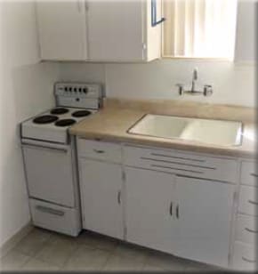 Interior - 614-616 W 4th St