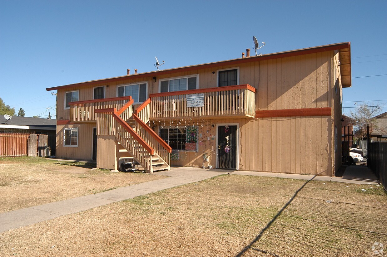 Primary Photo - 15156 Elm Ct
