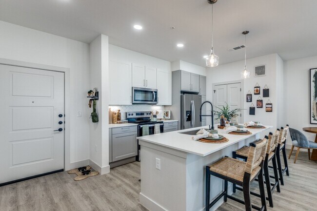 Foto del edificio - Laughlin Two Eighty Nine