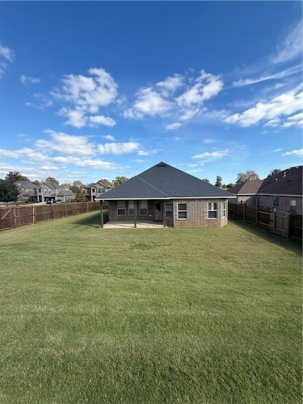 Photo - 511 Rustic Creek Ln House