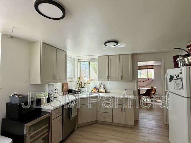 Foto del edificio - 1046 Harrison St