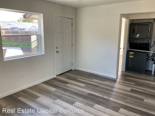 Building Photo - 2 br, 2 bath House - 25 Rockwood Ct