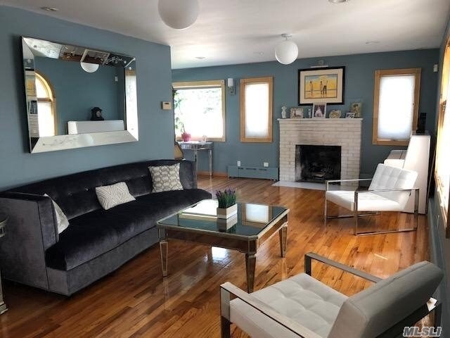 Building Photo - 135 Roosevelt Pl