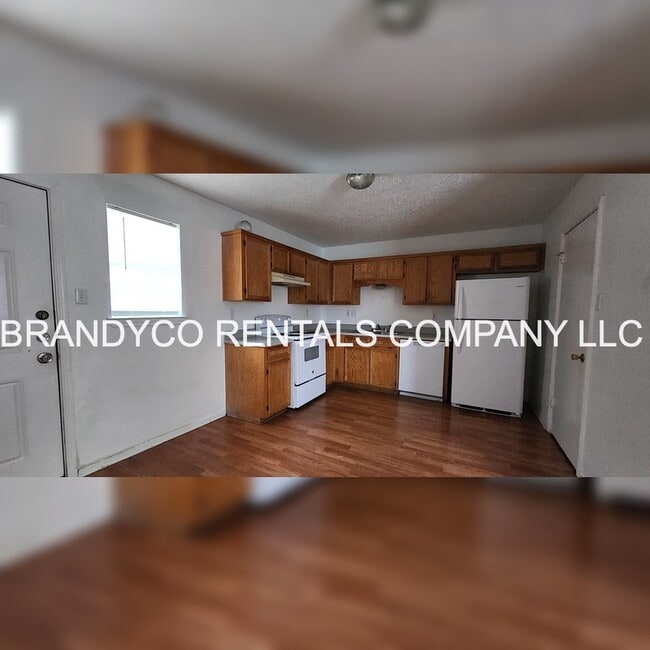 Foto del edificio - 901 Clairidge Ave