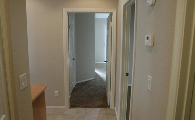 Foto del edificio - Single Family Home in Gated Community of N Las Vegas