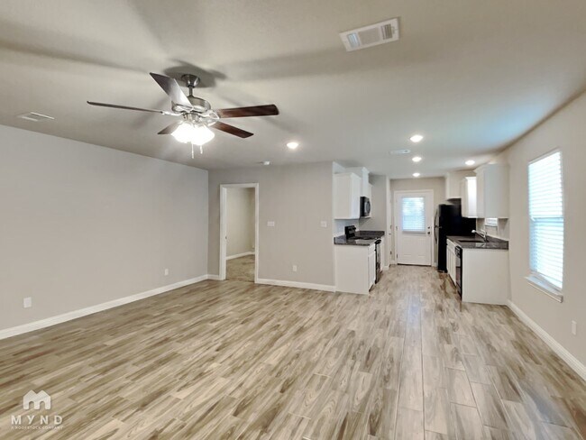 Foto del edificio - 724 Rolling Terrace Cir