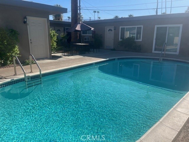 Foto del edificio - 45421 Sunset Ln