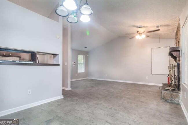 Building Photo - 5437 Glen Haven Dr