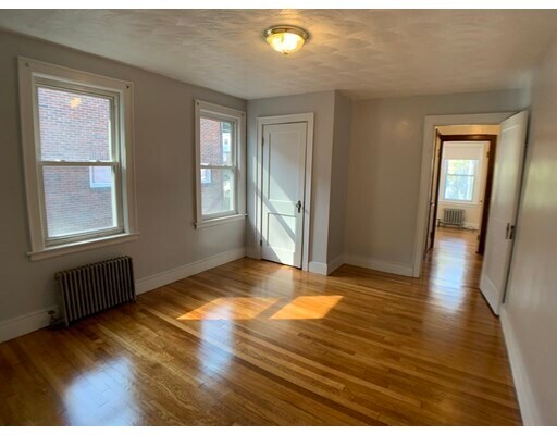 Foto del edificio - 19 Woodstock Ave
