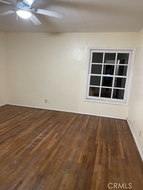 Building Photo - 5149 La Canada Blvd