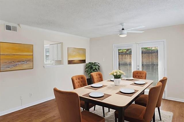 Building Photo - 5320 Columbia Ave