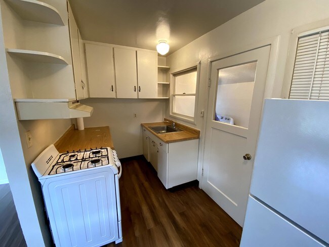 Foto del edificio - 5773 Stratton Ln