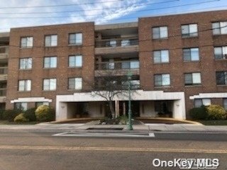 Primary Photo - 376 Central Ave