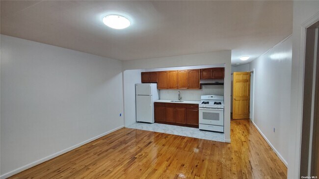 Foto del edificio - 186-17 Jamaica Ave