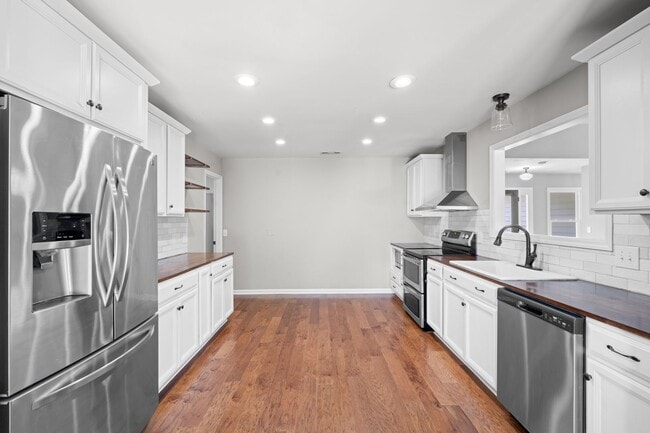 Building Photo - 1501 Cayla Way