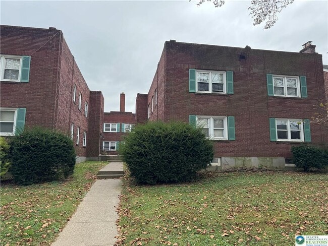 Foto del edificio - 2228-2236 W Allen St